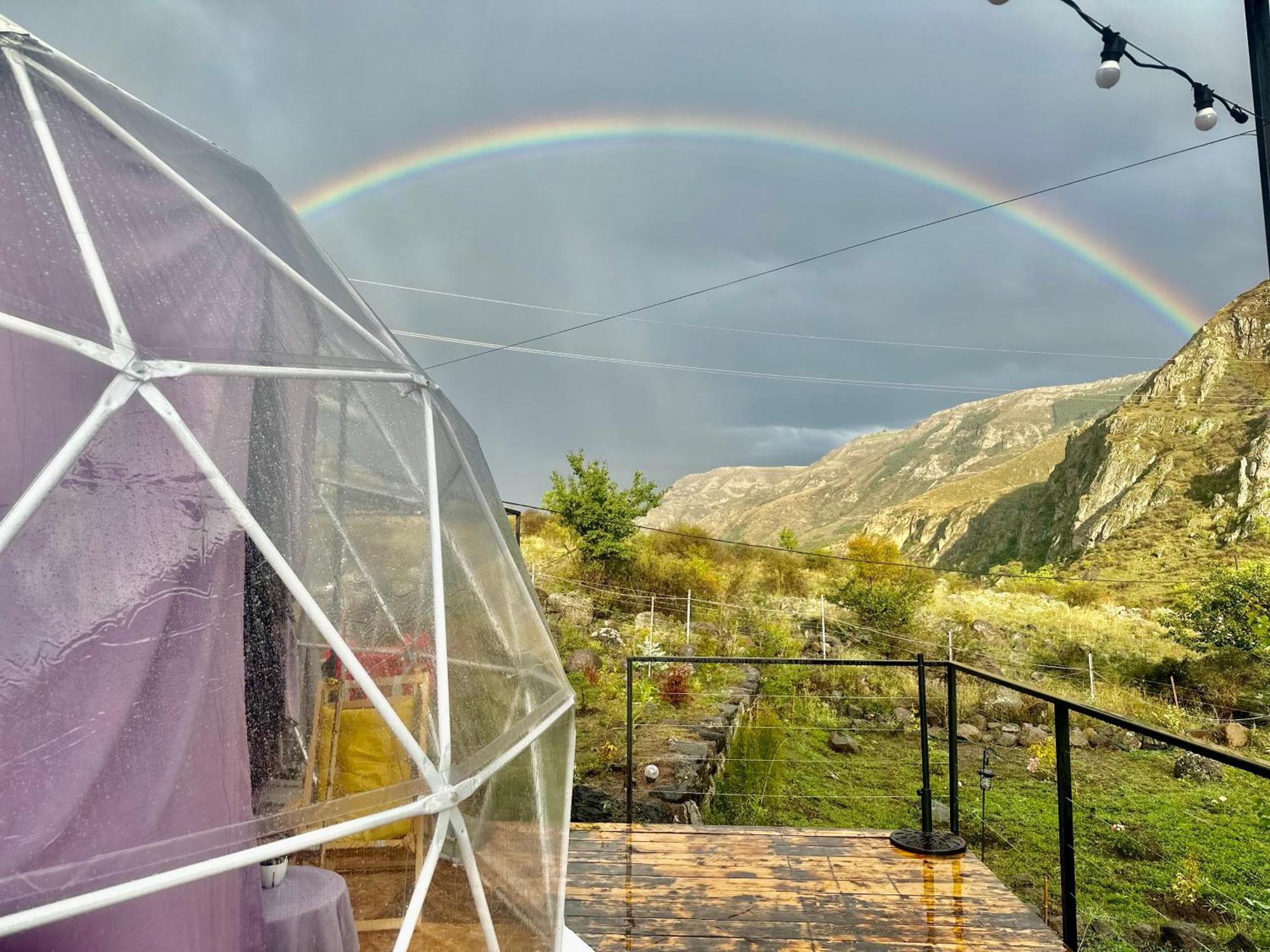 Vardzia Glamping Bagian luar foto