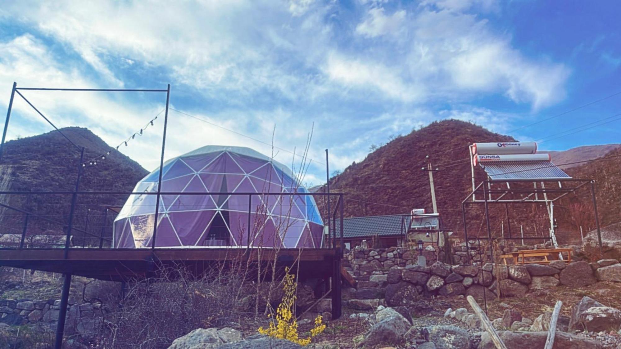 Vardzia Glamping Bagian luar foto