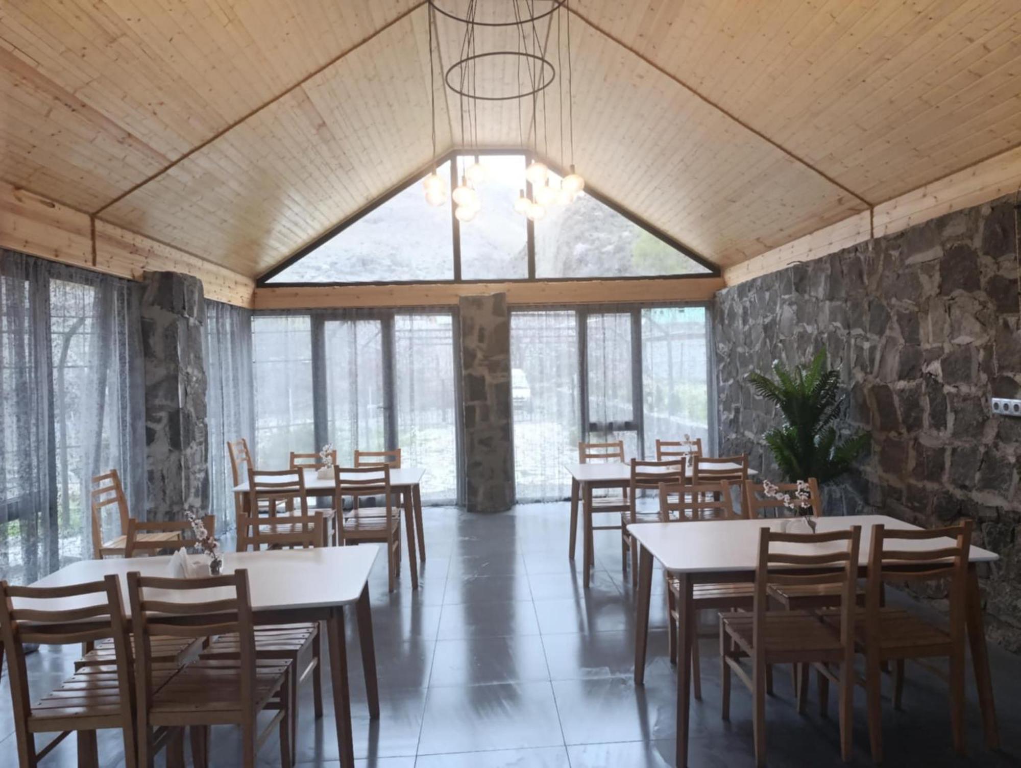 Vardzia Glamping Bagian luar foto